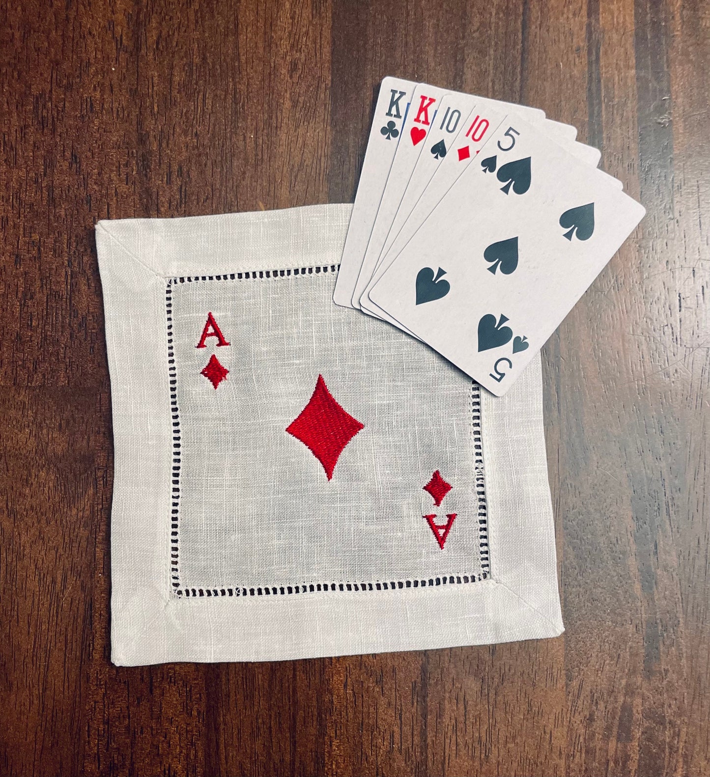 Linen Deck Of Cards Embroidered Cocktail Napkin | Set of 4 | Hostess Gift |Poker Coaster | Elegant Home Décor | Bar Cart | Table Setting