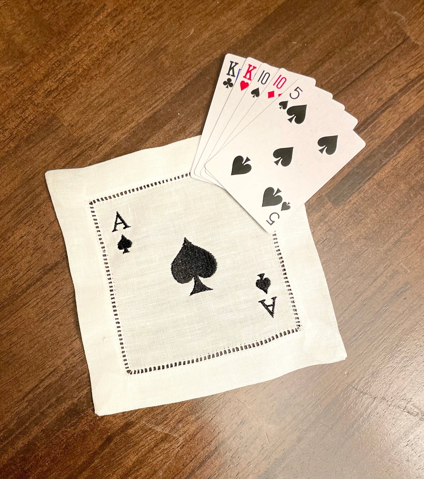 Linen Deck Of Cards Embroidered Cocktail Napkin | Set of 4 | Hostess Gift |Poker Coaster | Elegant Home Décor | Bar Cart | Table Setting