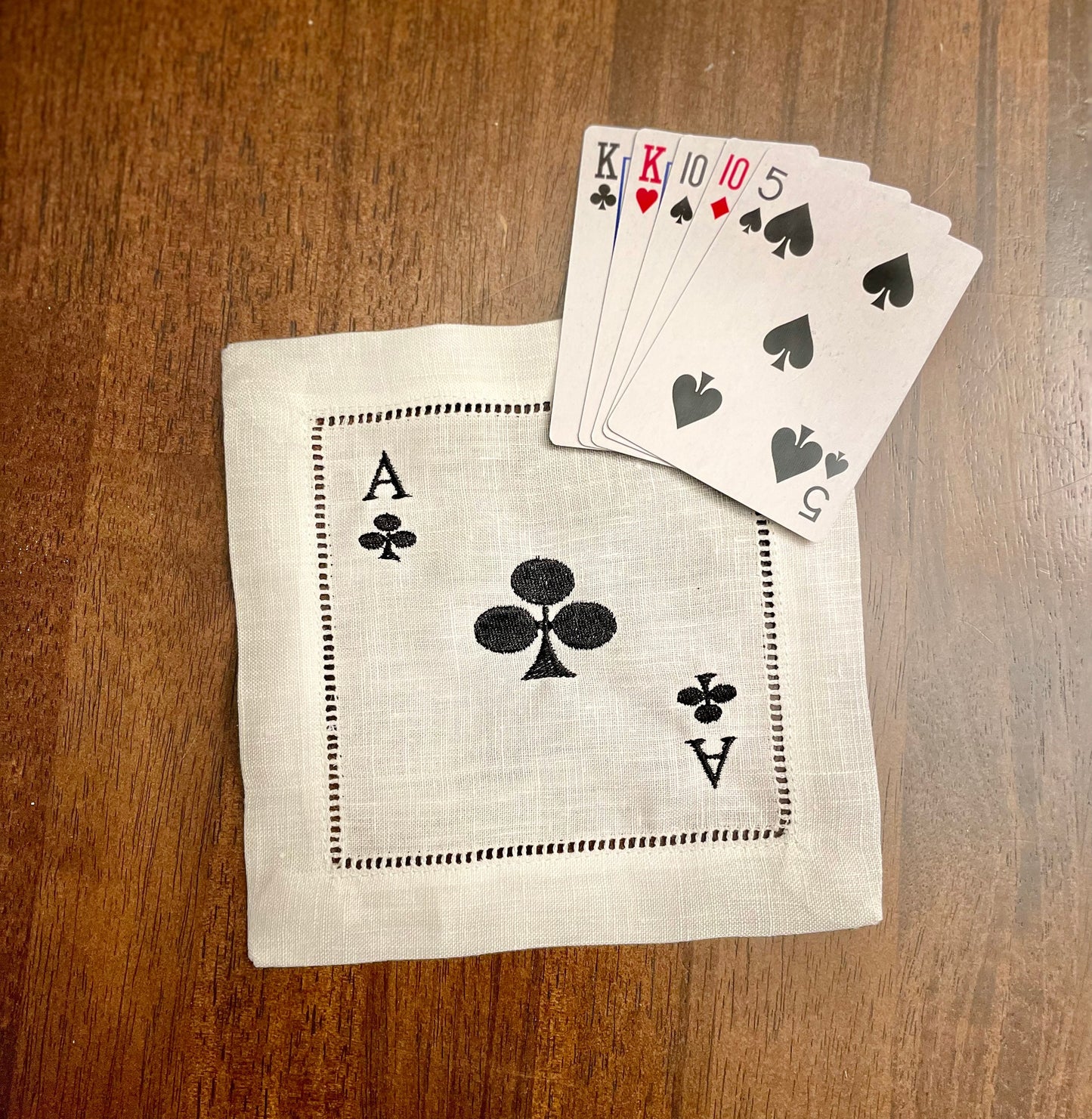 Linen Deck Of Cards Embroidered Cocktail Napkin | Set of 4 | Hostess Gift |Poker Coaster | Elegant Home Décor | Bar Cart | Table Setting